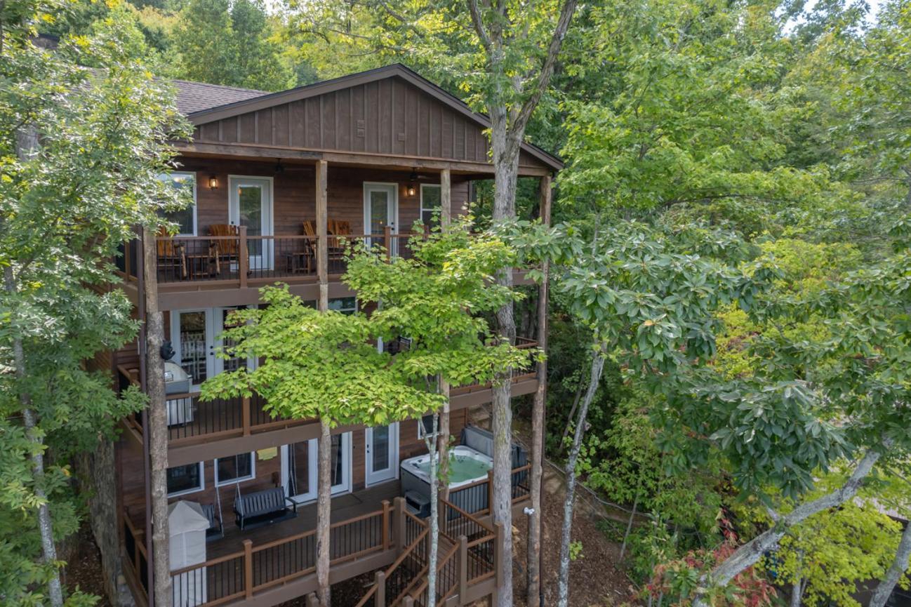 فيلا Russell'S Fort At White Oak Point: Historical Cabin On Lake Lure, Luxury, Direct Lake Access! المظهر الخارجي الصورة